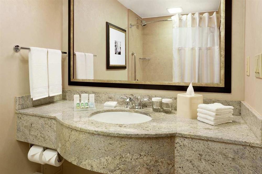Hotel Hilton Garden / The Keys Collection 3*